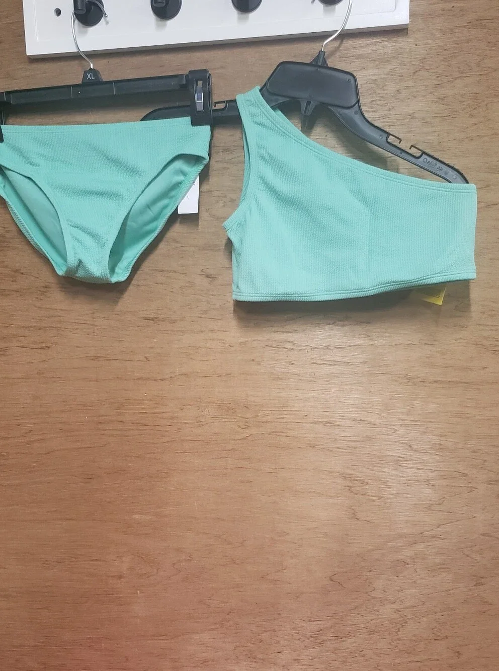 GAP Kids Girls One-Shoulder Bikini Set in Ribbed Mint Green With SPF50.  NWT
